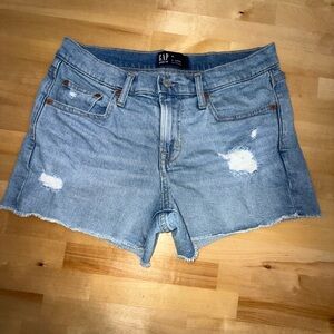 GAP Light Wash Distressed Denim Cutoff Short w/ Frayed Hem Sz 26 Like New